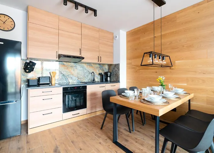 Good Time - Stone Hill *