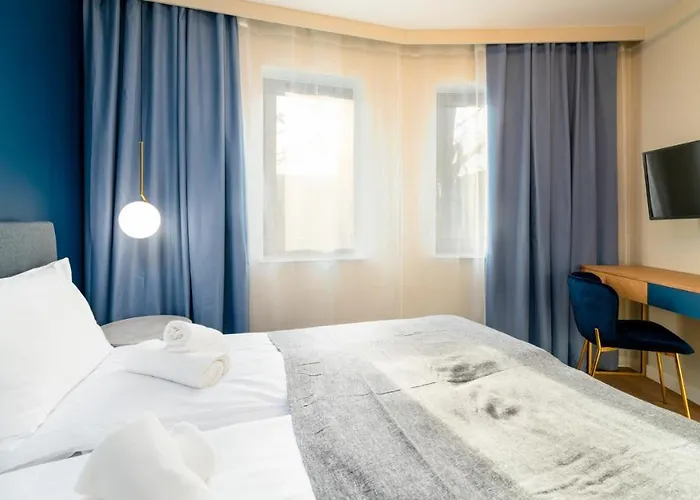 Good Time - Stone Hill * シクラルスカ・ポレンバ