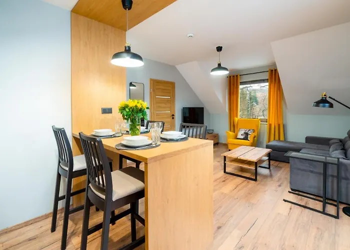 Good Time - Stone Hill Apartment